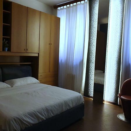 5Min Walk From Duomo! Apartment 100M2 Milaan Buitenkant foto